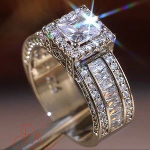 Elegant Silver Women's Ring